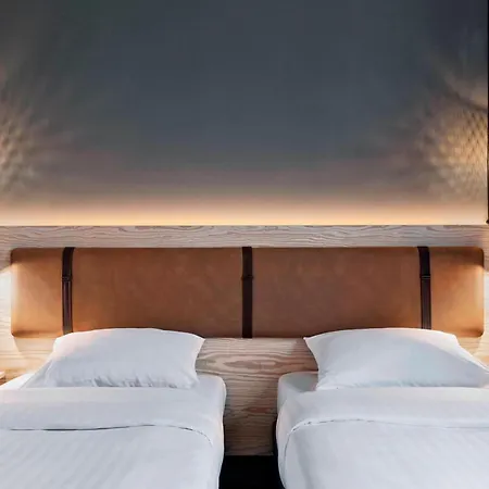 Hotel Moxy South