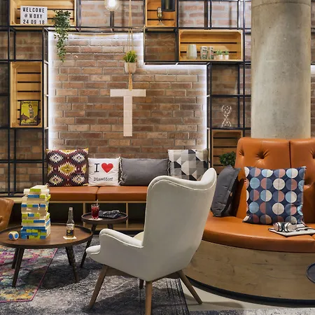 Moxy South