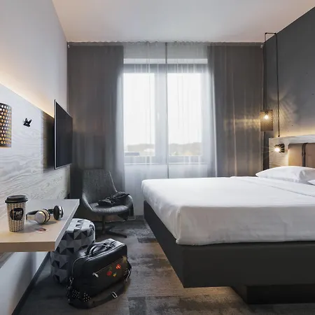 Moxy South 4* Dusseldorf
