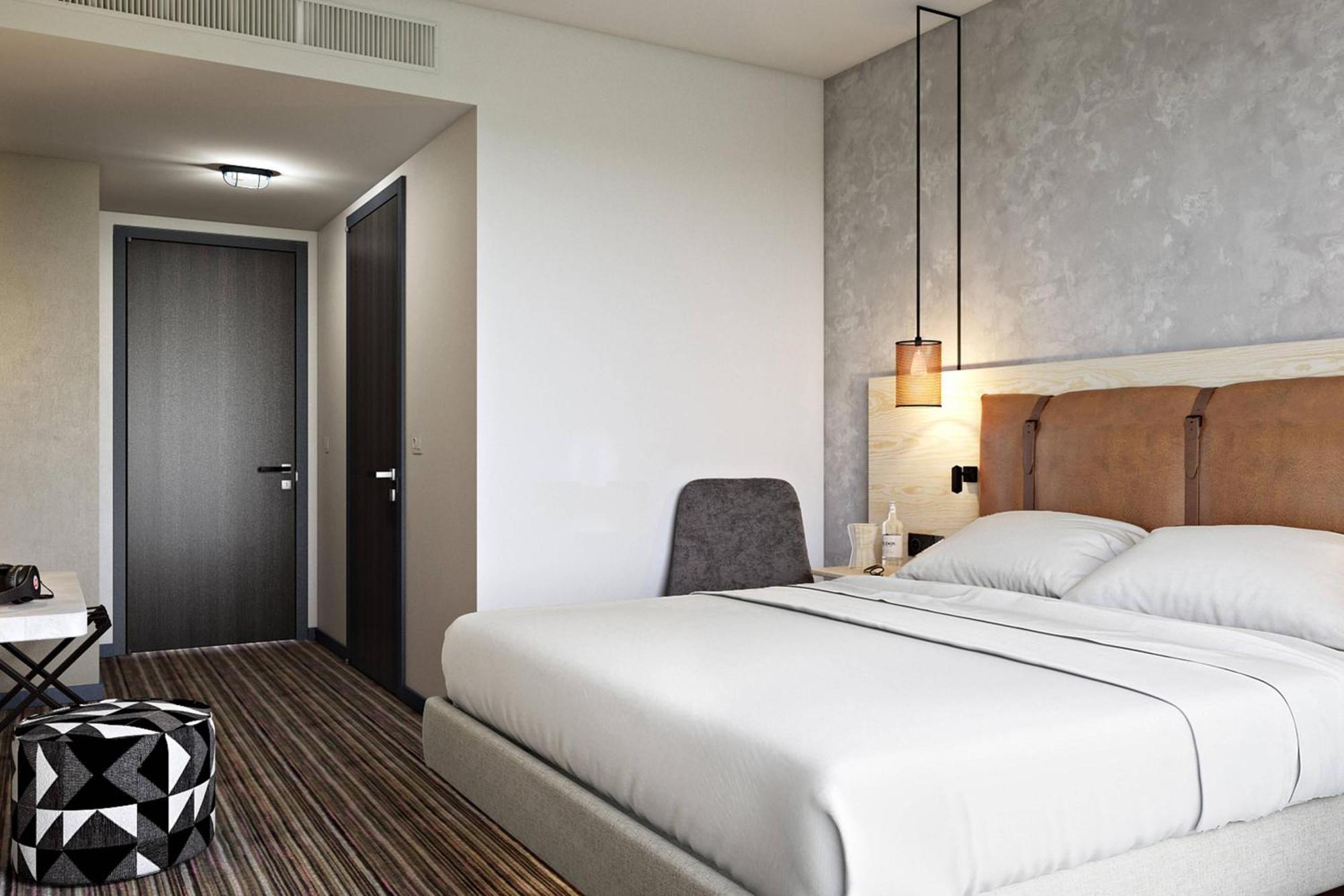 Hotel Moxy South 4*