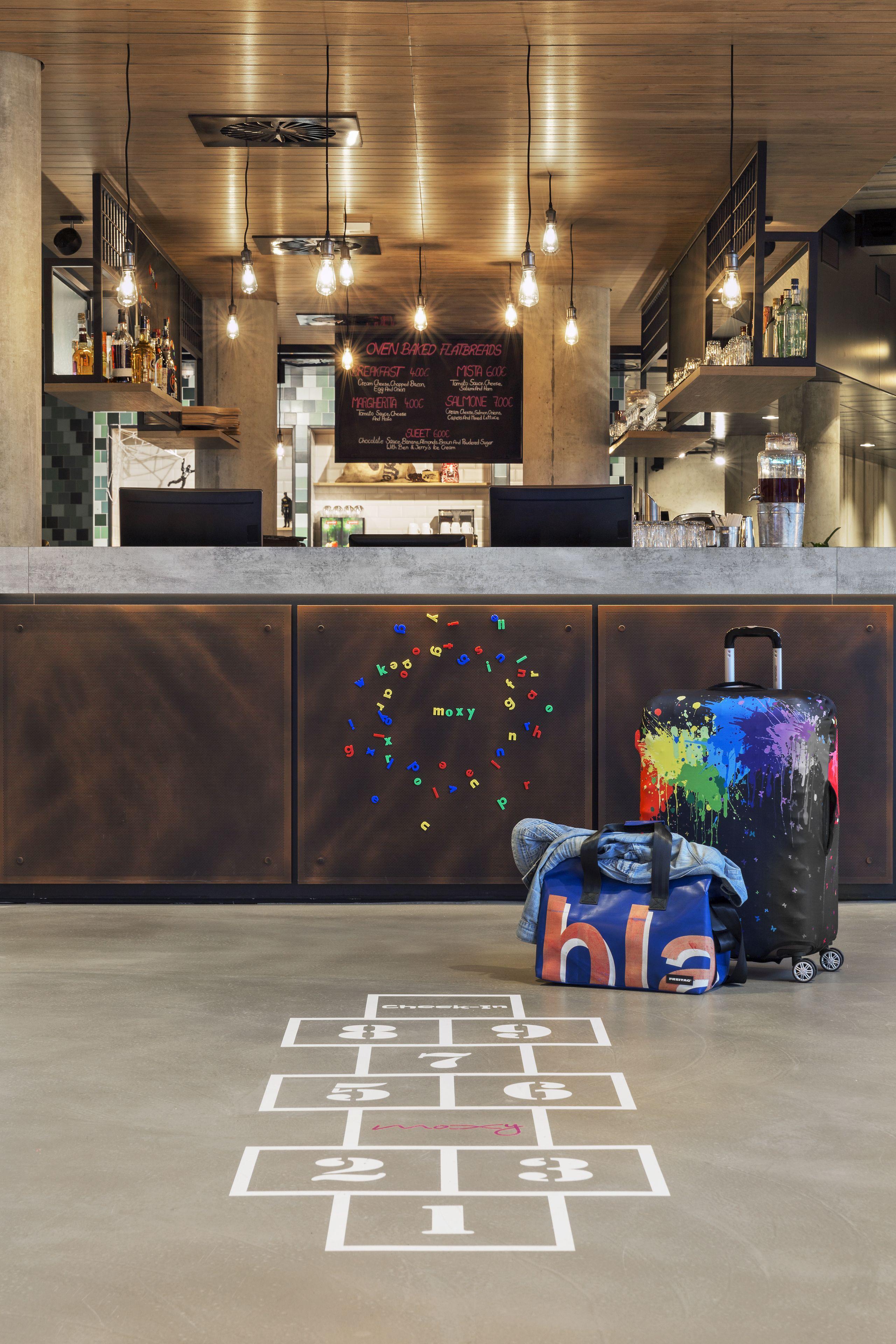 Hotel Moxy South 4*