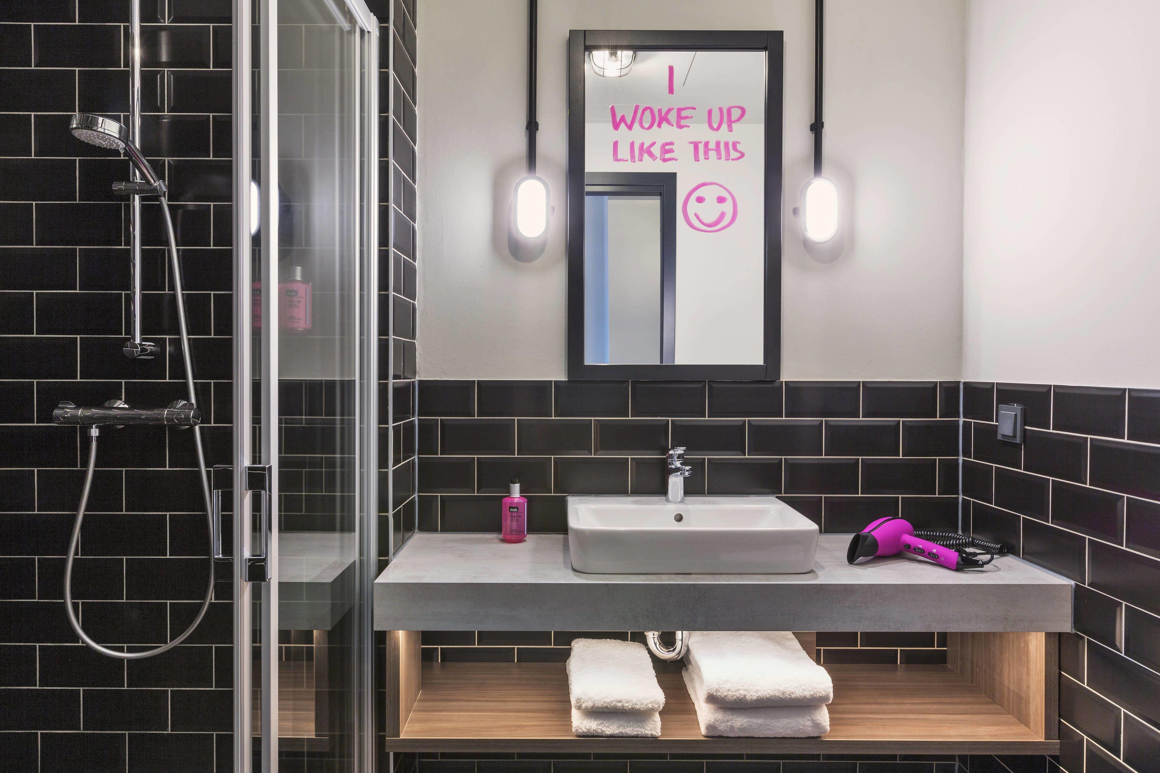 Hotel Moxy South 4*