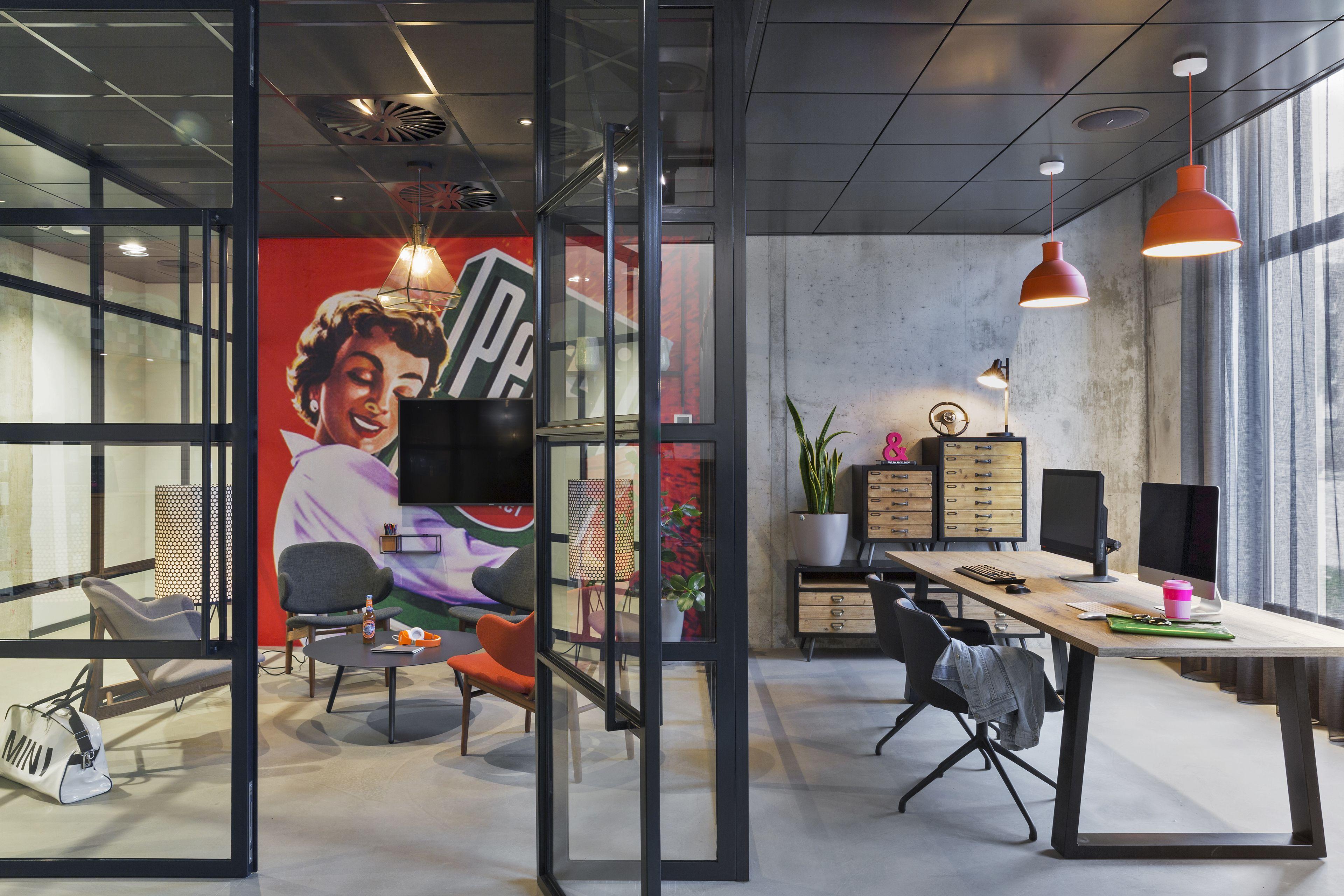 Moxy South Hotel Dusseldorf