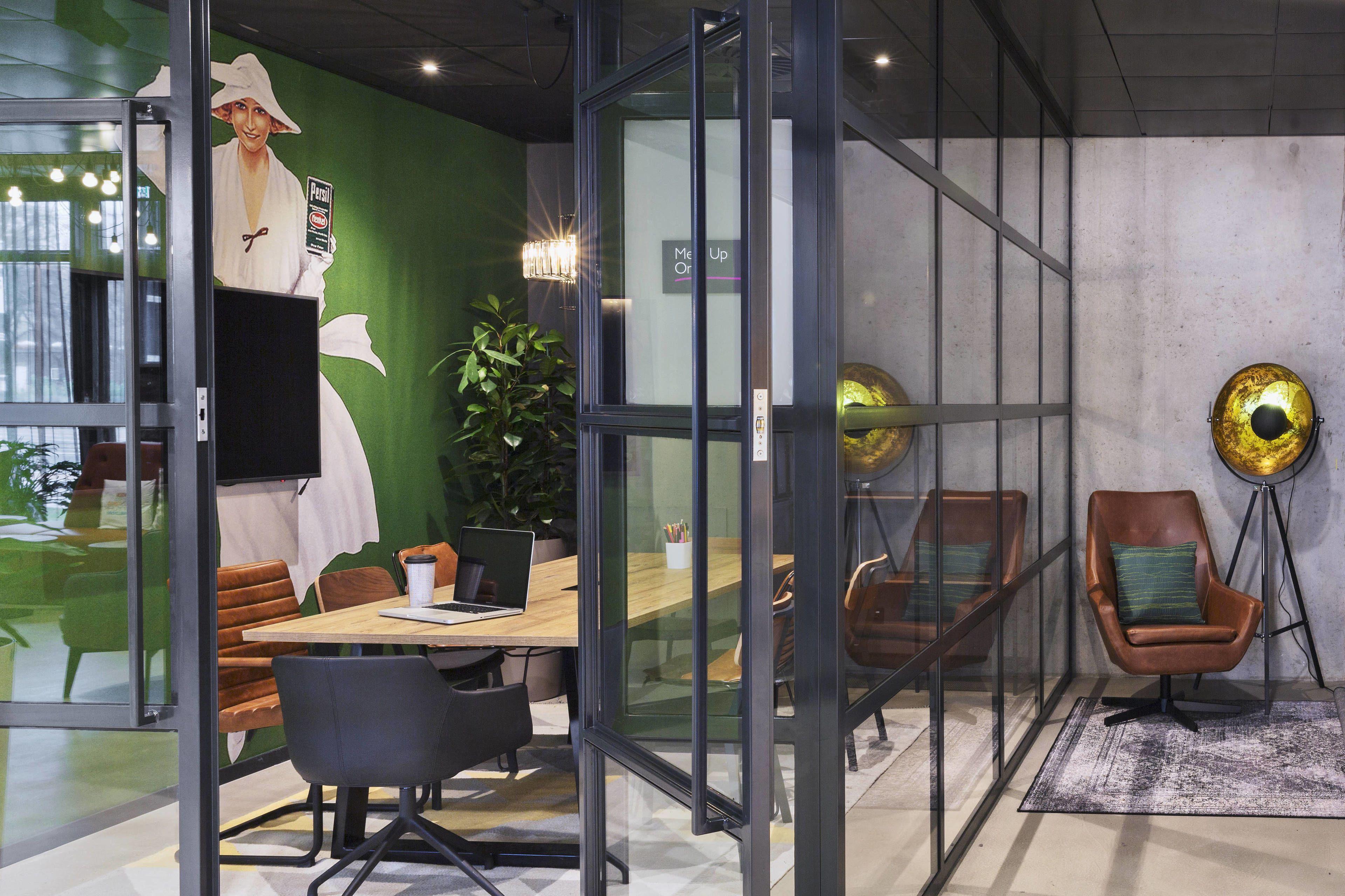 Hotel Moxy South Dusseldorf