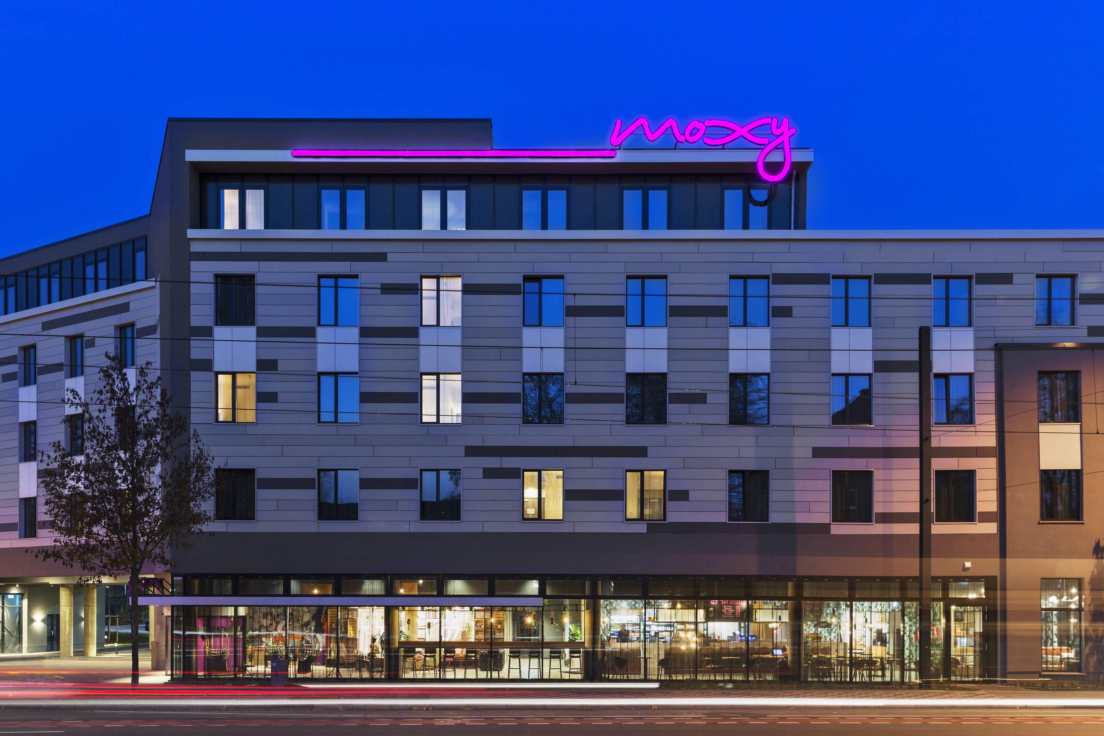 Hotel Moxy South 3*